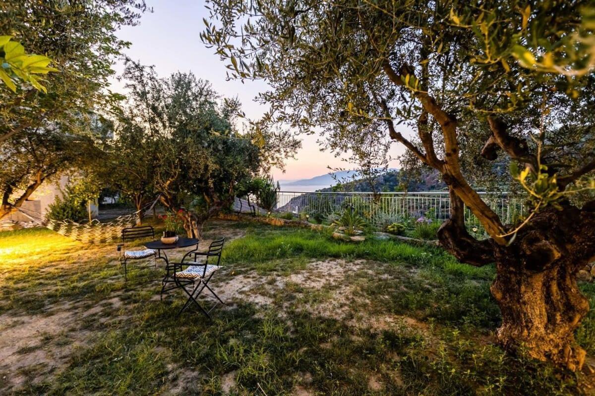 Kitries Summer Getaway - Eden Cozy Suite Kitriaí 외부 사진